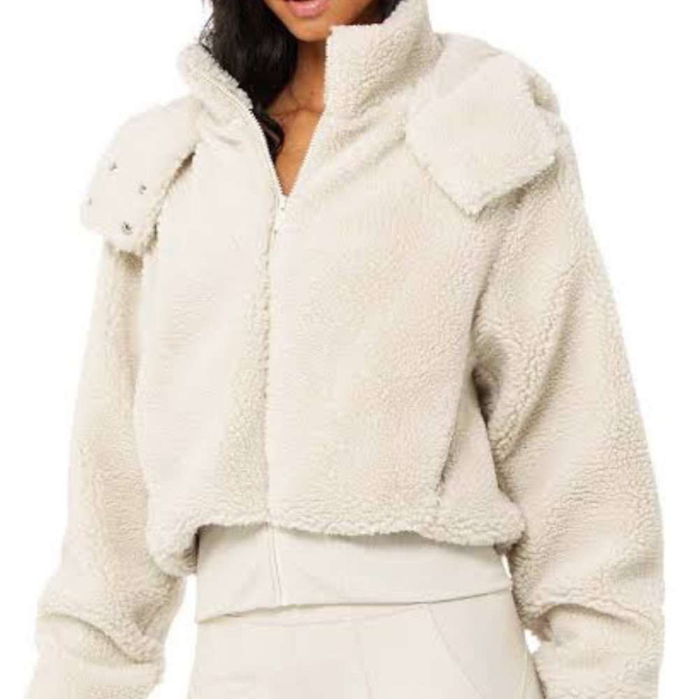 ALO Foxy Sherpa Bone size S USED